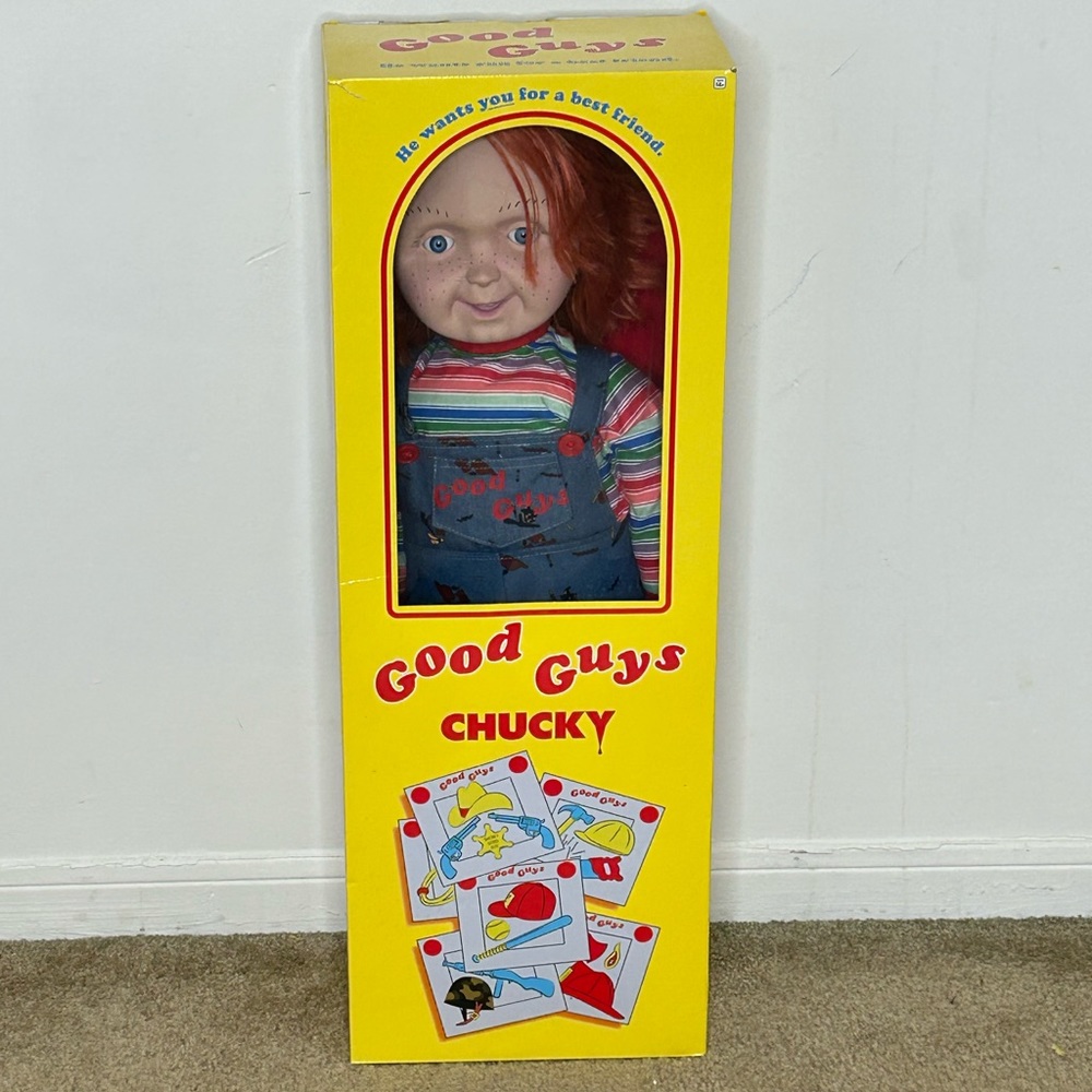 BRAND NEW IN BOX!! Good Guy Chucky Doll Spirit Halloween 30 inches